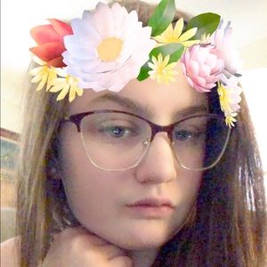 Meet your Posher, Lydia